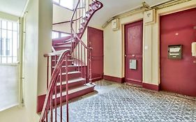 Studio Sur Les Toits Parisiens